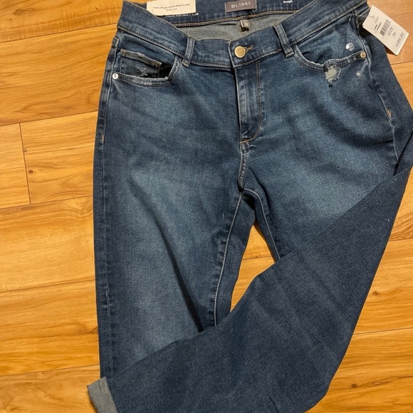 Size 4P and 6P high end jeans!!! New and like-new 4 pairs - Picture 6 of 17